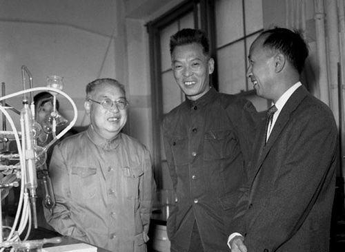 钱学森放弃的高薪到底有多高? 知道这一具体数字后, 让人肃然起敬