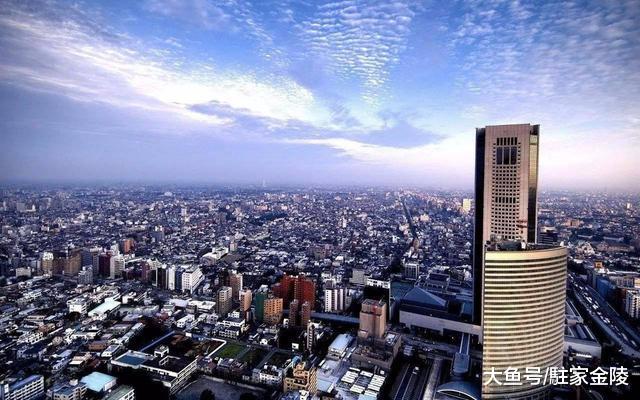 一线城市生活压力那么大，为何当地人不愿卖了房子去三四线当富翁