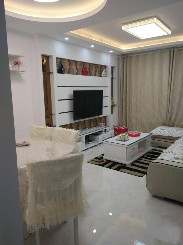 赶在年底把新房装修好, 78平不带家电花了10万, 通风2个月再入住