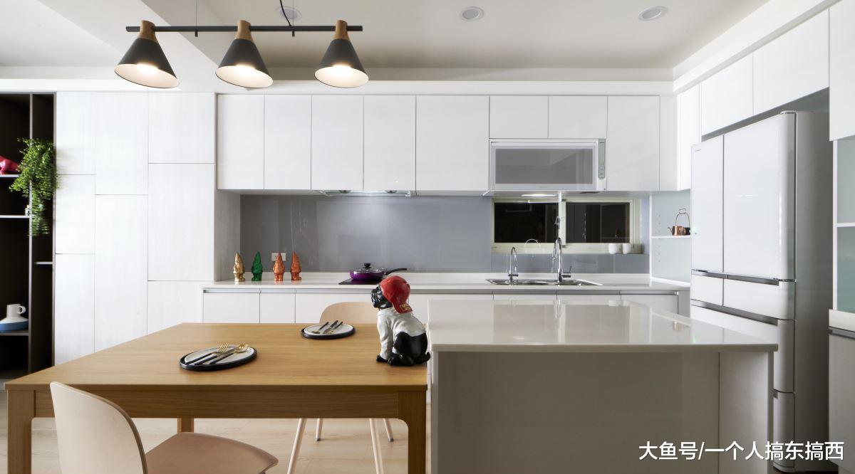 12万装修的E80平小户型，定制超多柜子，空间一点都没浪费