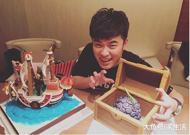 带你参观陈赫住的豪宅，如今在家就带女儿，真是一位好爸爸