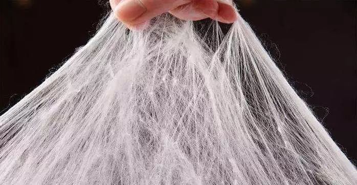 “棉花被”和“蚕丝被”哪个好？当初不懂，后悔我家买错 ……