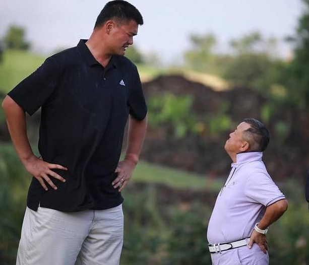 湖南第一高，比姚明高6cm，因太高身体承受不了，找工作被嫌弃