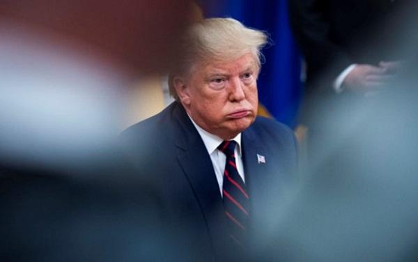 嫌弃新手机？特朗普喊话苹果CEO：还是有Home键的好用