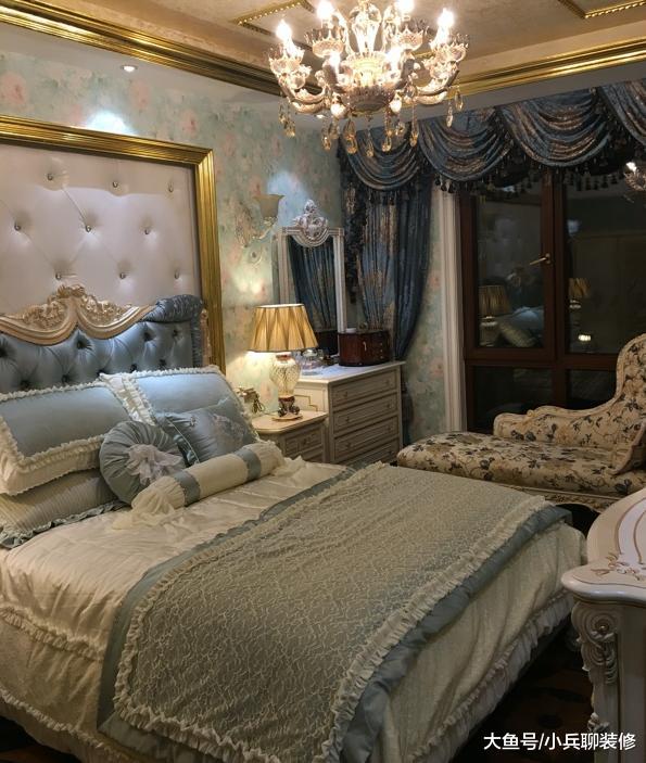 晒晒朋友花200w装修380平新家，光设计费就30w，土就一个字啊！