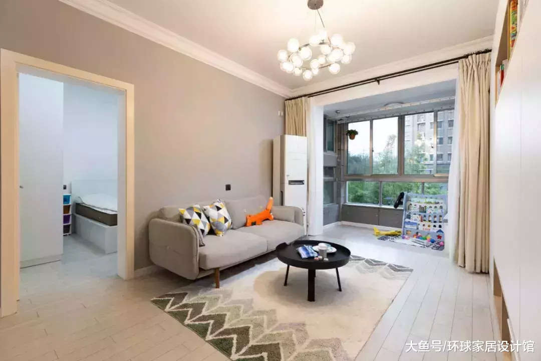 二手房改造, 89㎡北欧两居室, 客厅一整面柜子好给力!
