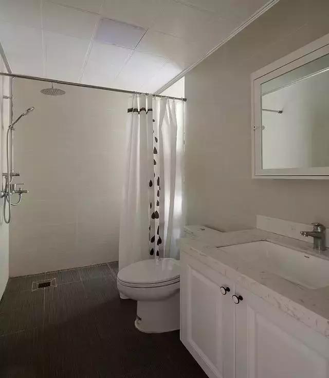 原来卫生间要这样装才漂亮，一般人还真想不到！