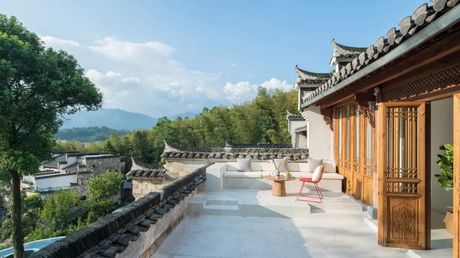 白墙青瓦、低檐粉黛的徽派设计丨又一个隐世民宿需要打卡