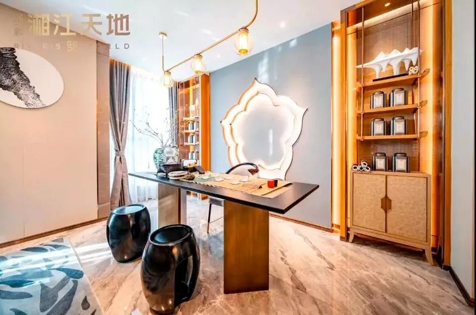 神了：一线“海”景+江景！月亮岛火盘：正地铁+6公园+6米高神复式！