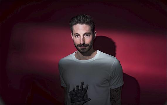 8纸板摄影技巧在镜头, 相机和基本配件之间, 制作图像的行为可能很昂贵