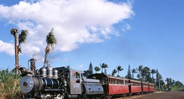 看了中国高铁头等座, 再看美国普通硬座, 怪不得美国不建高铁