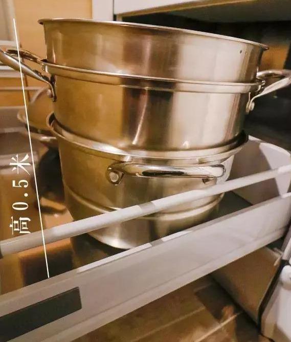 看完日本厨房，发现根本不懂装修！橱柜下还藏3辆小推车，佩服！