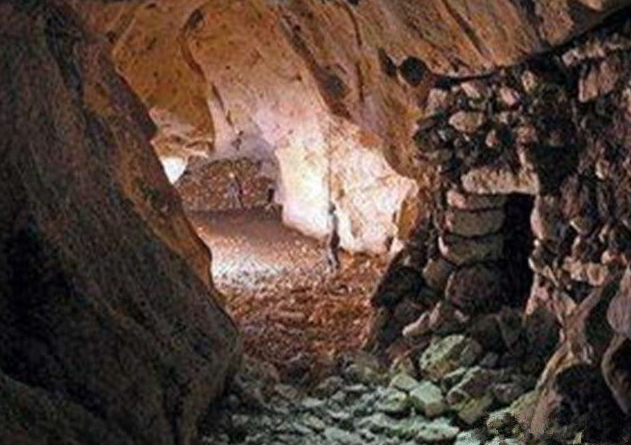 『科学家』22亿年前的地球：或出现过高级文明，科学家：发现大量地底建筑