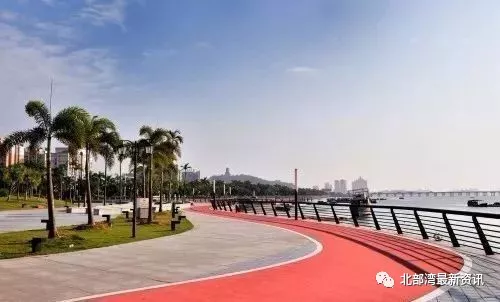 防城港有一条国内唯一全海景跑道