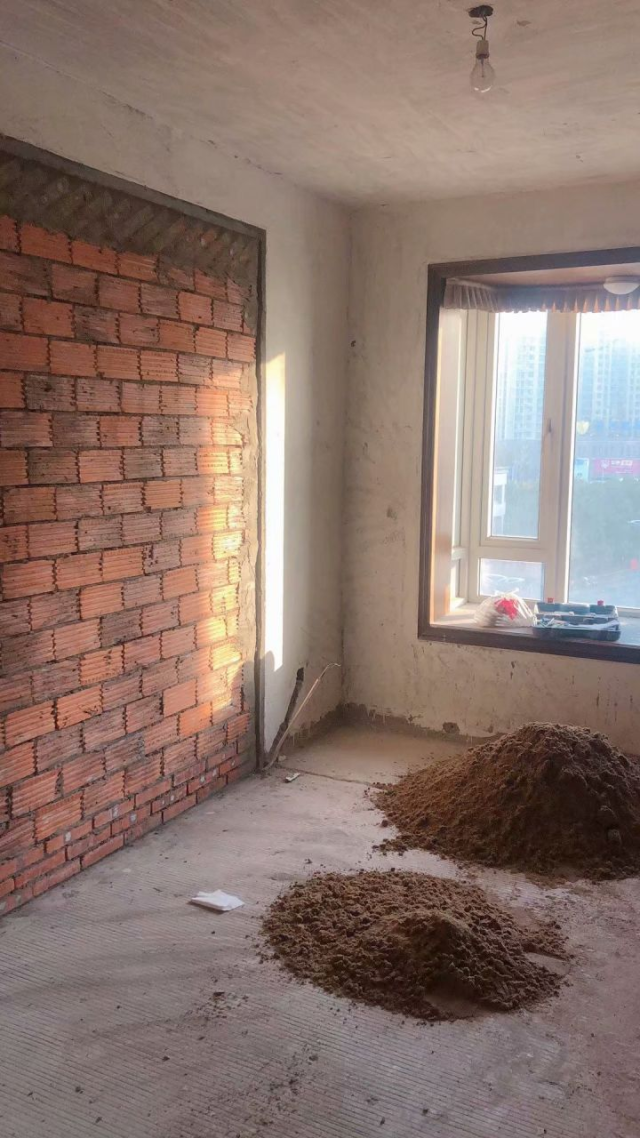 工匠精神铸就固若金汤雄关，元一时代花园墙体胜利完工