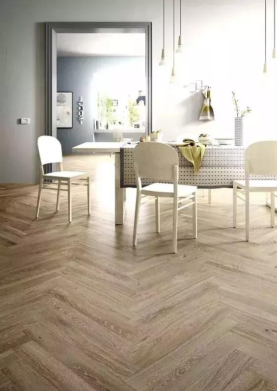 木纹砖从挑选到铺贴全流程，看完才知道为什么大家都爱木纹砖