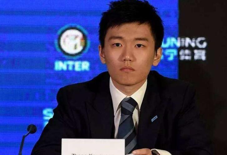 揭秘中国最牛富二代：婉拒奶茶妹，颜值完爆王思聪，现掌舵欧洲豪门