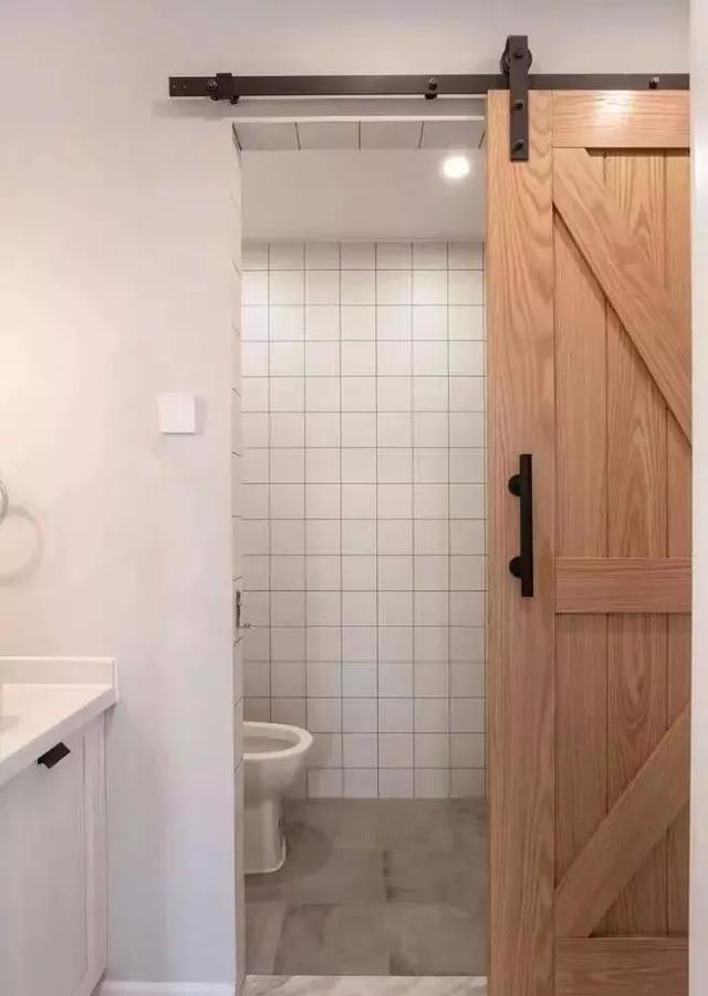 85平清新简约两居，玄关和餐厅卡座的一体化设计实在太惊艳了！