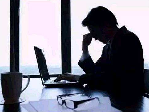 油腻、秃顶、大腹便便? 福州中年男子生活现状排查!