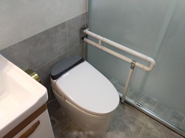 新房硬装装修完工，花了2000元做的电视背景墙真漂亮，晒晒