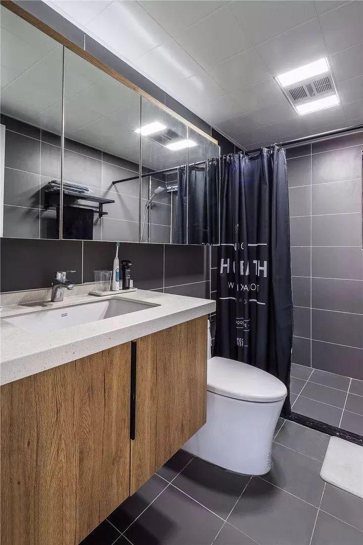 轻工业风装饰出来的三居室，给你简约随性的一个浪漫之家！