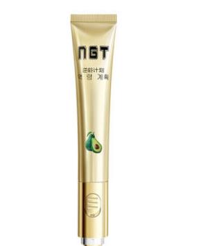 药店一管被“遗忘”的药膏，每晚偷偷搽一搽，皱纹、眼袋乖乖走