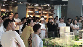 现场直击！端午假期，一大帮绍兴人杀到杭州抢房！