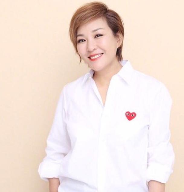 ?参观李静住的豪宅，她是一名很出色的主持人，现实房子装修很豪华