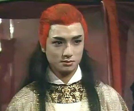 金庸给了他飘逸名字，他三次从杨过手上活下来，最终成就了张无忌