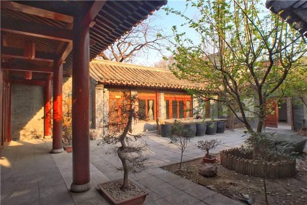 住在西单商圈里，只有远离喧嚣的独栋小院才是最佳选择