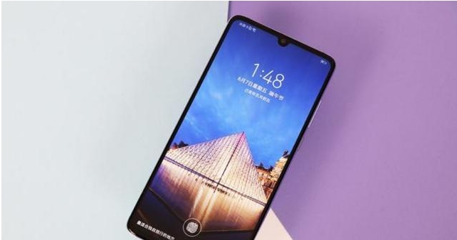 行业竞争太激烈，华为P30加速清仓退场，网友：买早了！