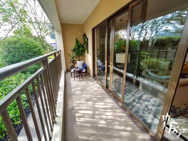 狮山冲上两万后，又一个高价地项目来了！200米到博爱湖