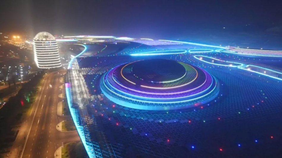 礼嘉代言重庆北区新封面，雅居乐滨爵府与有荣焉