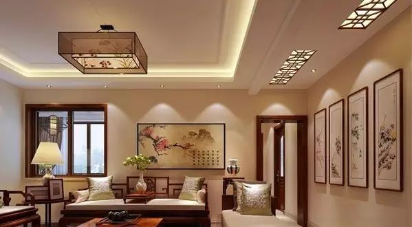 新房买皮沙发、木沙发还是布艺沙发？看完思路清晰