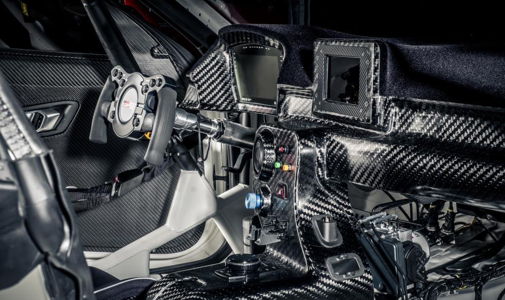 不用碳纤用亚麻，谁说日本保守，丰田为迎接Supra赛车拿出新材料