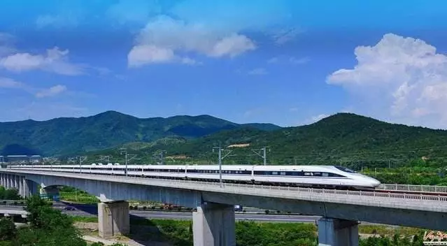 定了！渝昆高铁年内开建，将预留九龙坡站