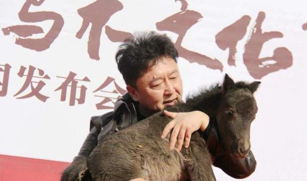 于谦：他给于谦铲了五年马粪才获得登台机会，如今成德云社最快活的人！