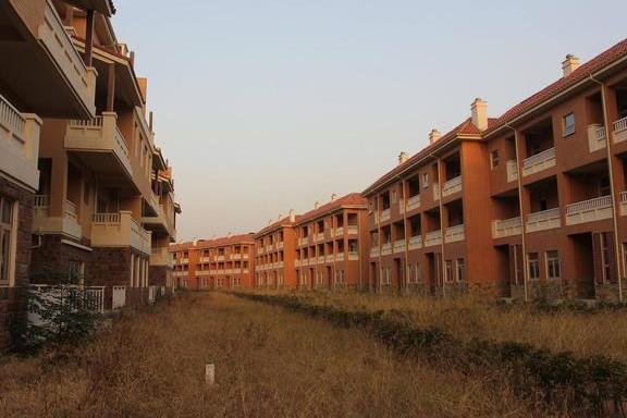 炒房客手里的房子有多少？看看二手房里面的“毛坯房”就知道了