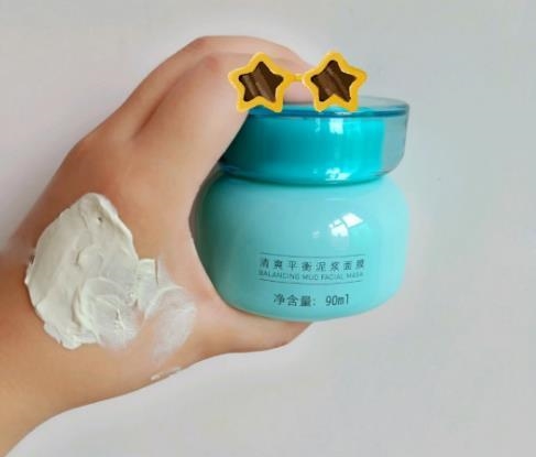 王一博随手一晒的面膜，却因为太便宜被看不起，网友：我都用很多年了！