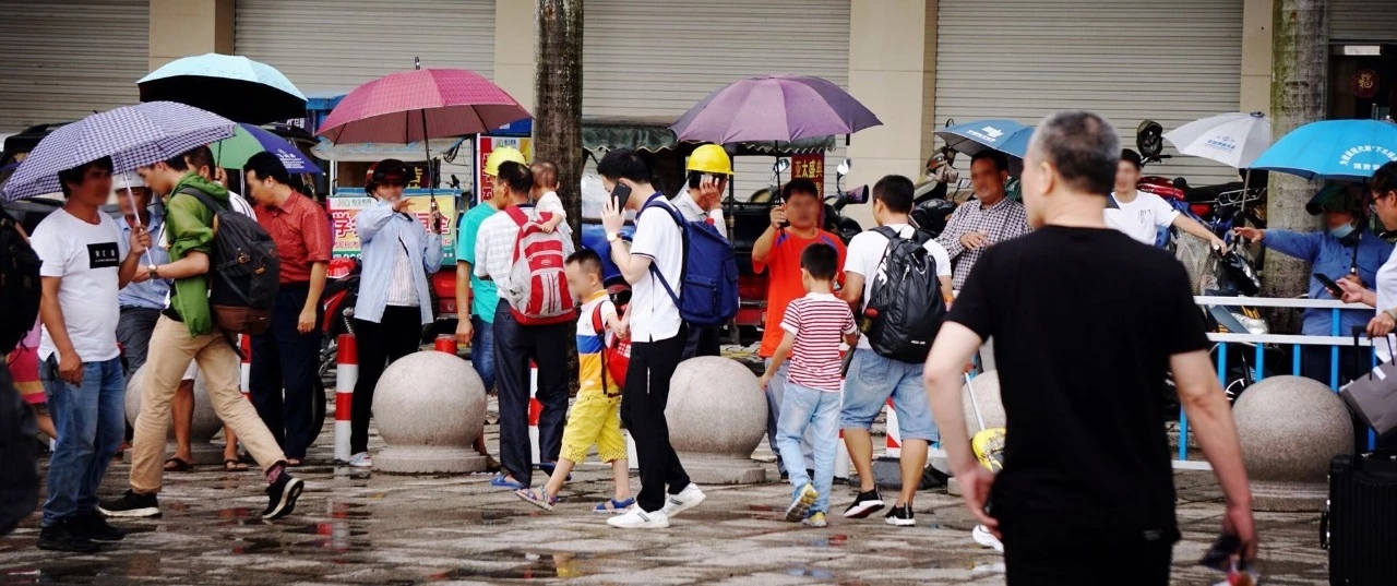 背井离乡奋斗或是安居一隅？不同的选择，让我们走向不同的生活轨迹（上篇）