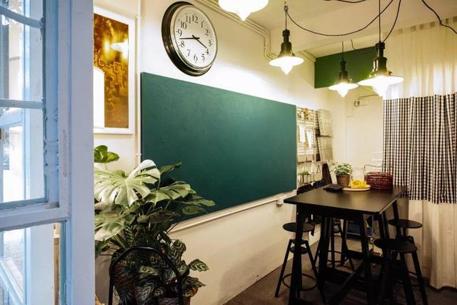 这栋60㎡的岭南小破楼，改造完后真香，住着比豪宅还舒服