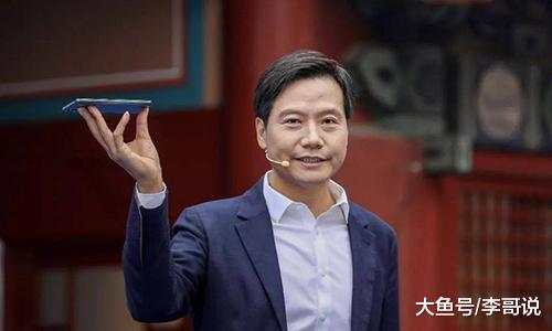 苹果遭遇“三连败”！中国“乔布斯们”呢？小米崛起，锤子却倒了