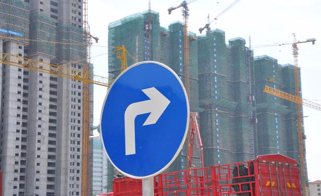 为什么房子一开盘就被“抢购”一空？售楼员交实底，终于明白了