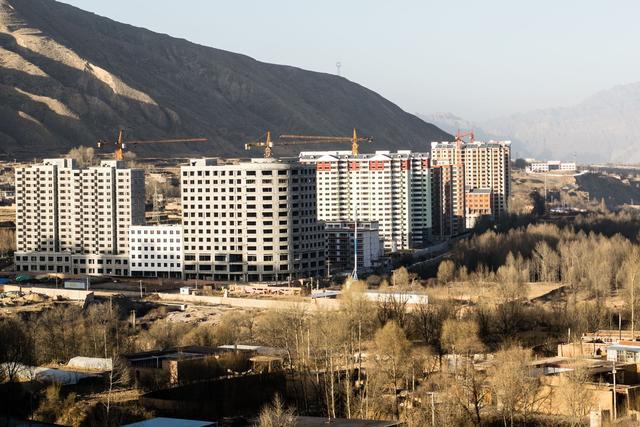 未来还有5亿农民会进城买房，为何专家对楼市如此乐观？