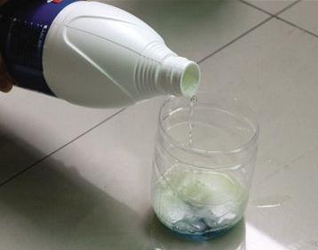 卫生间里最不该放这几种东西，难怪身体越住越差，回家就清理走吧