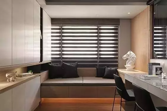 小卧室千万别买床，聪明的人都这样装，漂亮又实用！