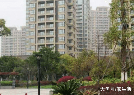 买房选楼层越高越好吗？若非行内师傅说出内情，差点就买错了