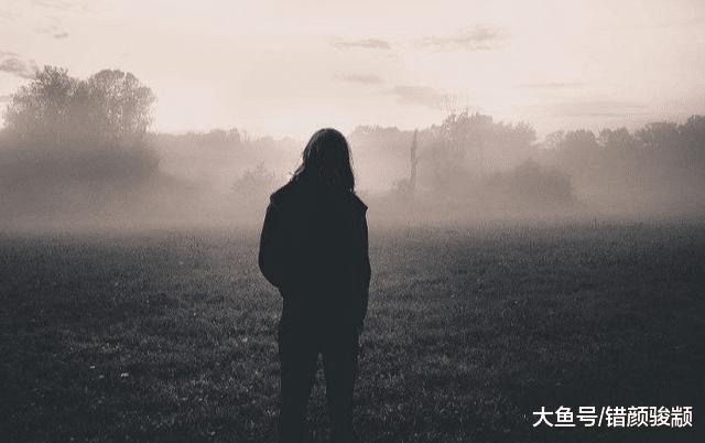 心理学：一个不受待见的人，往往都会存在四种性格特征，你是吗？