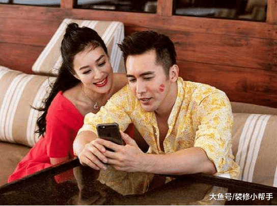 性感女神钟丽缇的豪宅, 内部设计很有品位, 开放式的厨房是亮点
