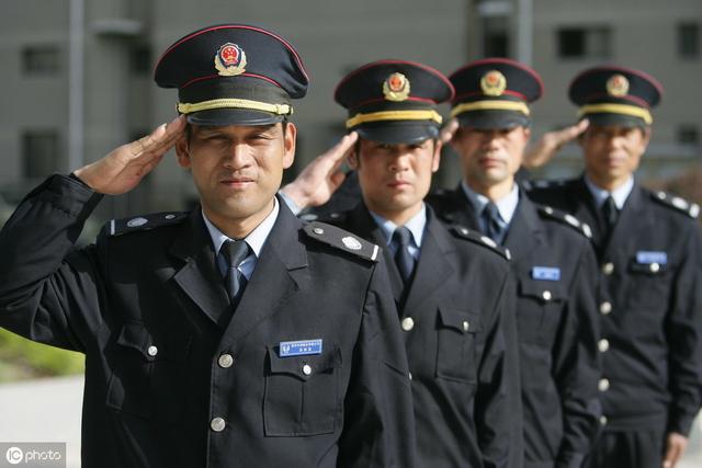 根据规定，2019年这3笔物业费“不用再交”，不少人仍白送钱